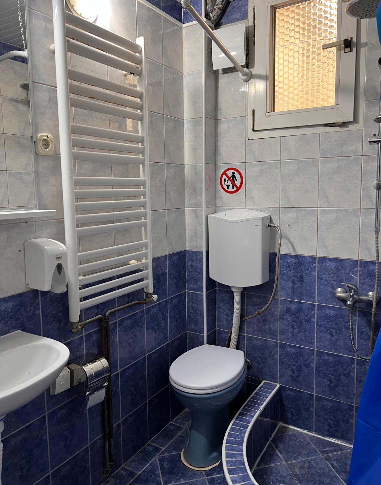 Blue Orange Lake Hostel أوهغيد المظهر الخارجي الصورة